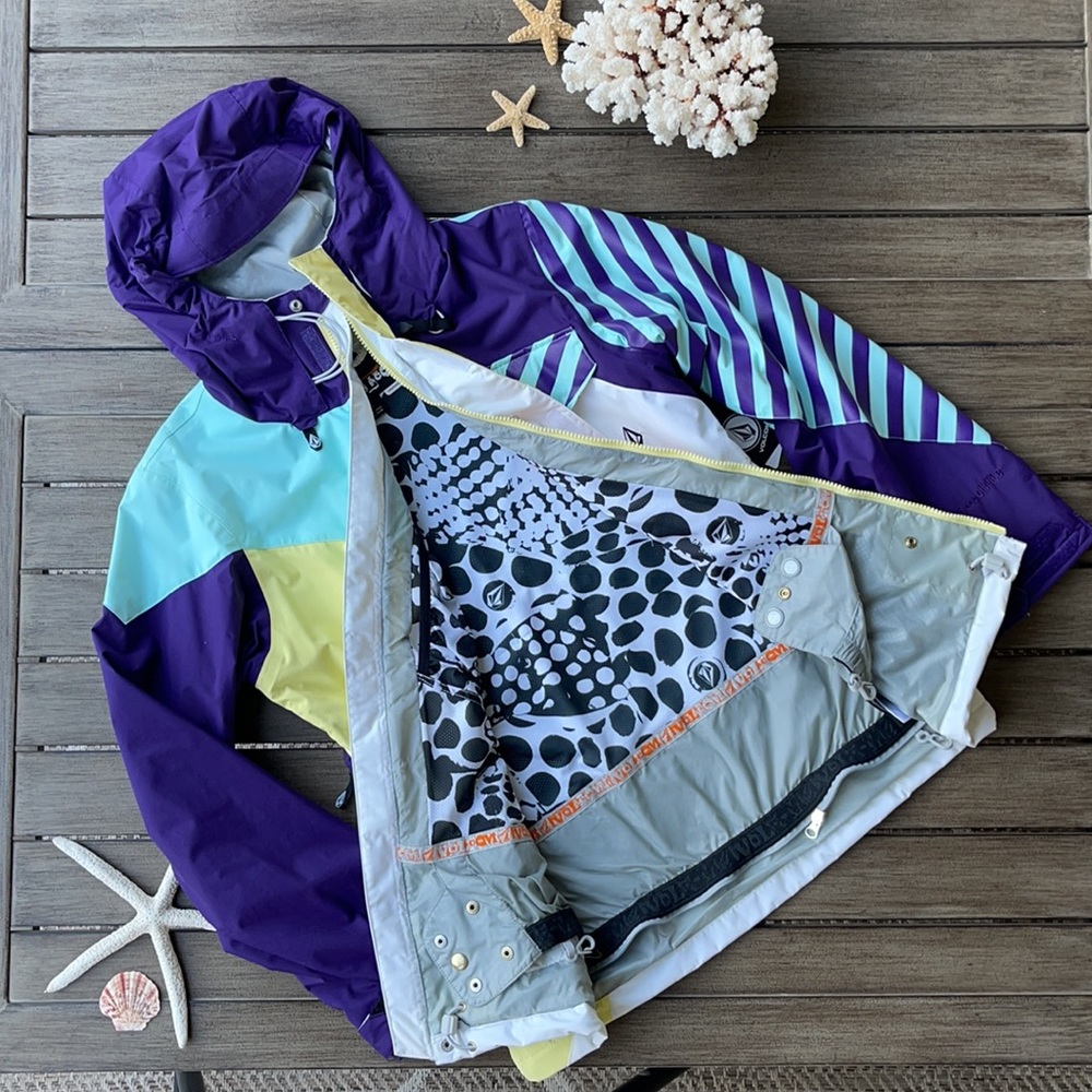 🌴🔆VOLCOM- SNOWBOARDING SKI WINTER JACKET🔆🌴 - Picture 1 of 15